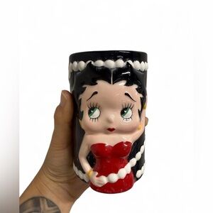 1995 Betty Boop Ceramic Bathroom set-toothbrush holder, cup and soap dish